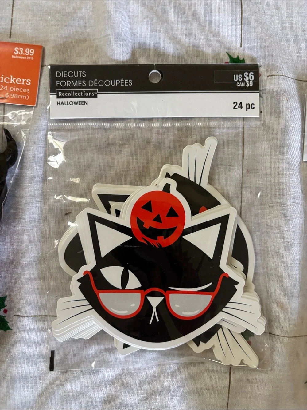 Bundle of Halloween Decor - 6 pcs